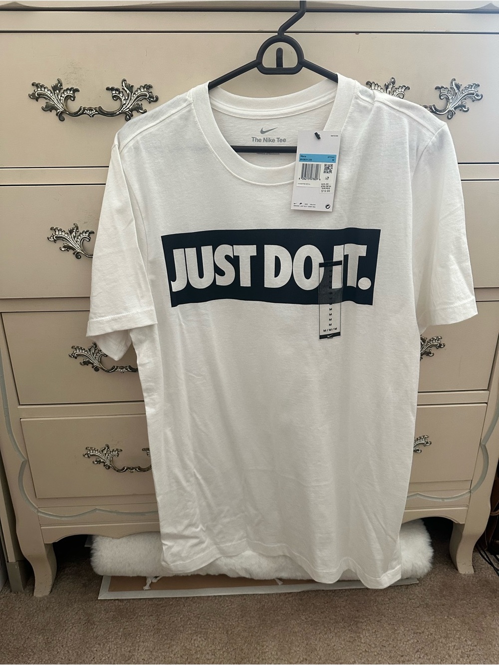 Nike White 'Just Do It.' Graphic Short Sleeve Tee